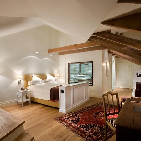 מלון Private At Manor 5*