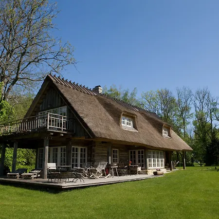 Villa Private At Manor Padaste (Muhu)