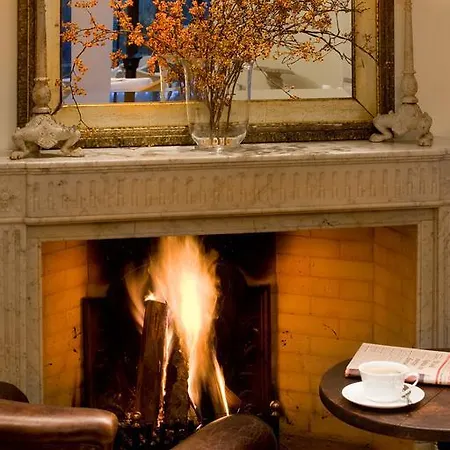 Private At Manor Villa *