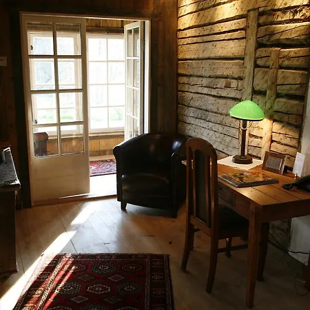 Private At Manor Villa *