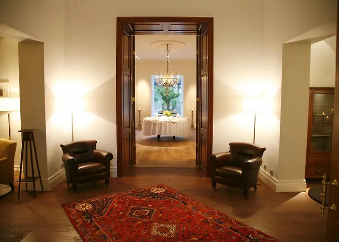 Villa Private At Manor