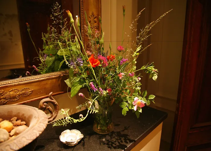 Private At Manor Villa *