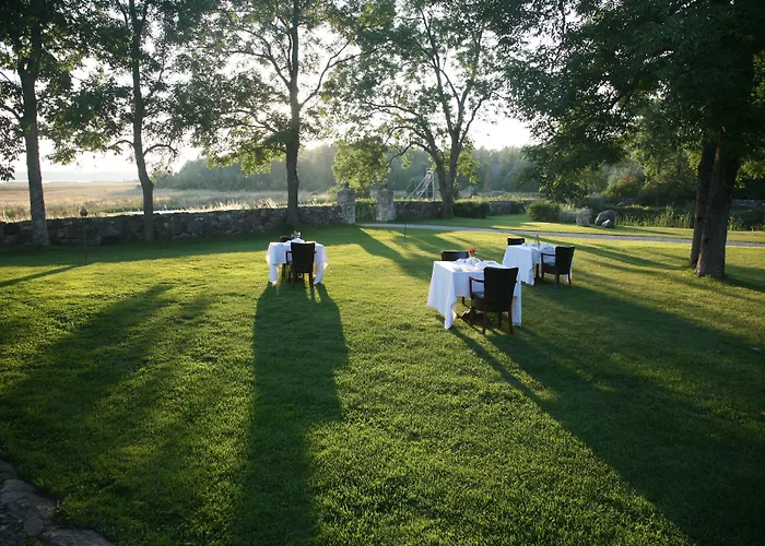 Private At Manor Villa *