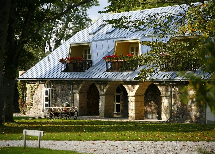 Private At Manor * Padaste (Muhu)