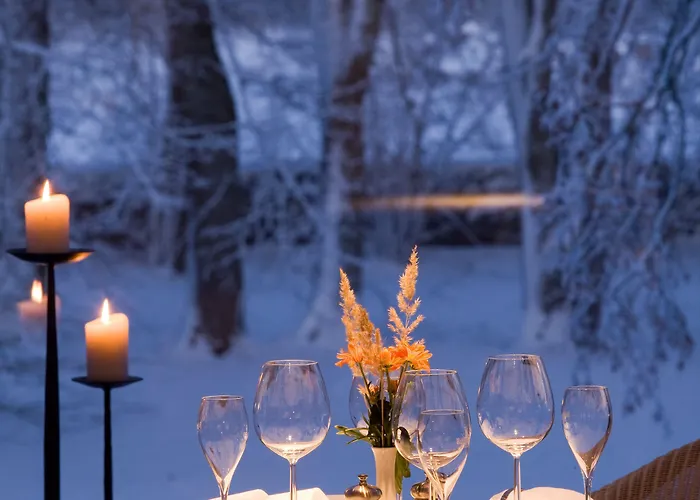 Private At Manor Vila