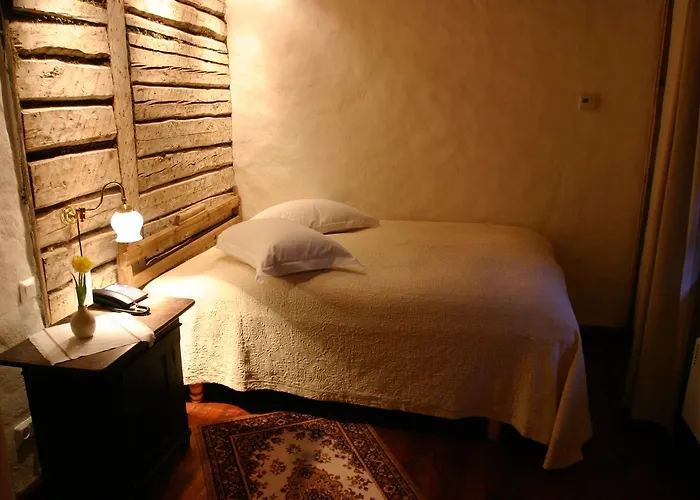 Private At Manor Villa *