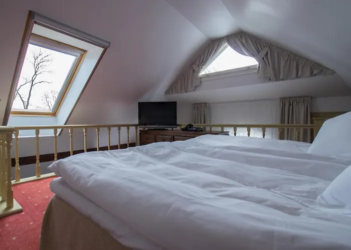 Private At Manor Villa Padaste (Muhu)